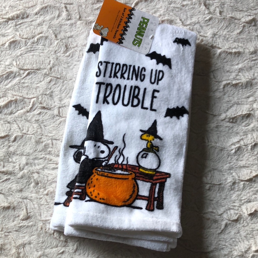 Peanuts Halloween Kitchen Towels — STIRRING UP TROUBLE